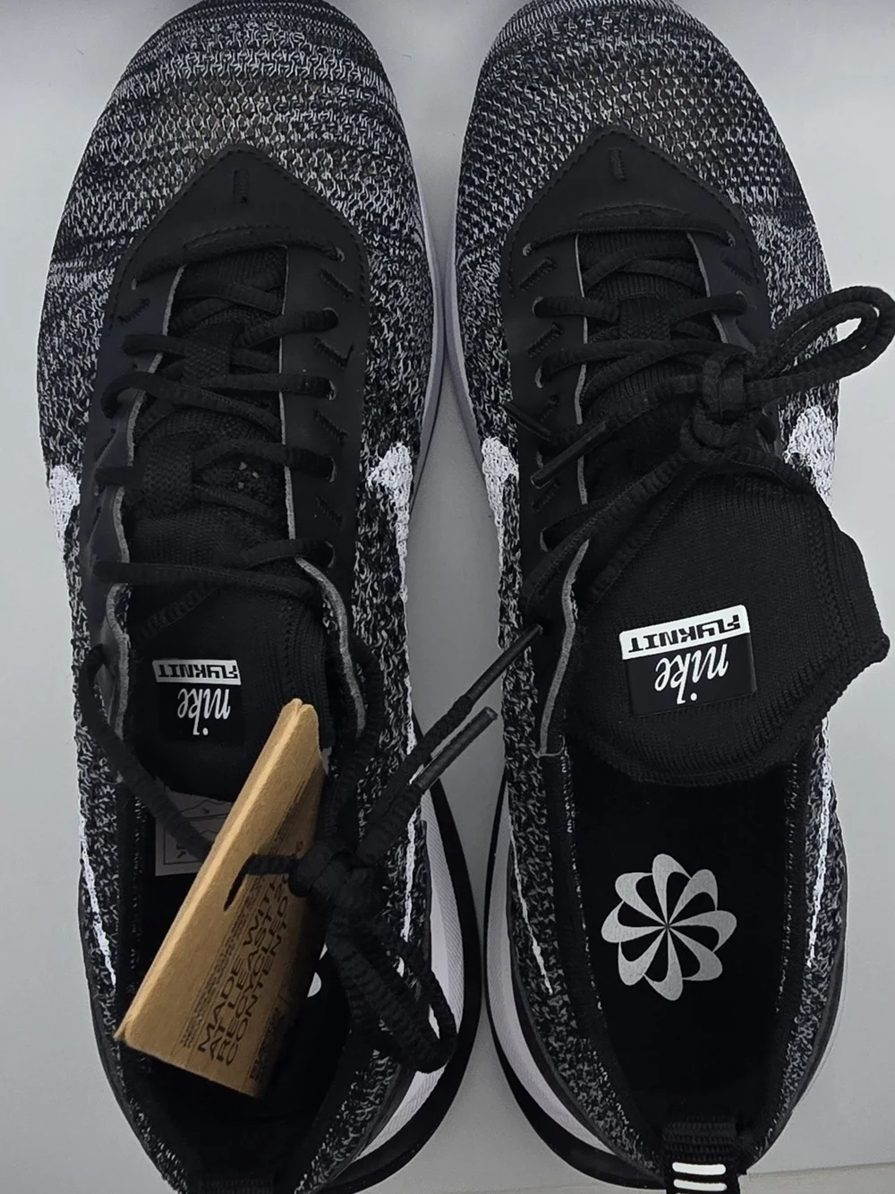 Nike Men’s Air Max Flyknit Racer Sneaker with Swoosh Mens 7.5 Womens 9